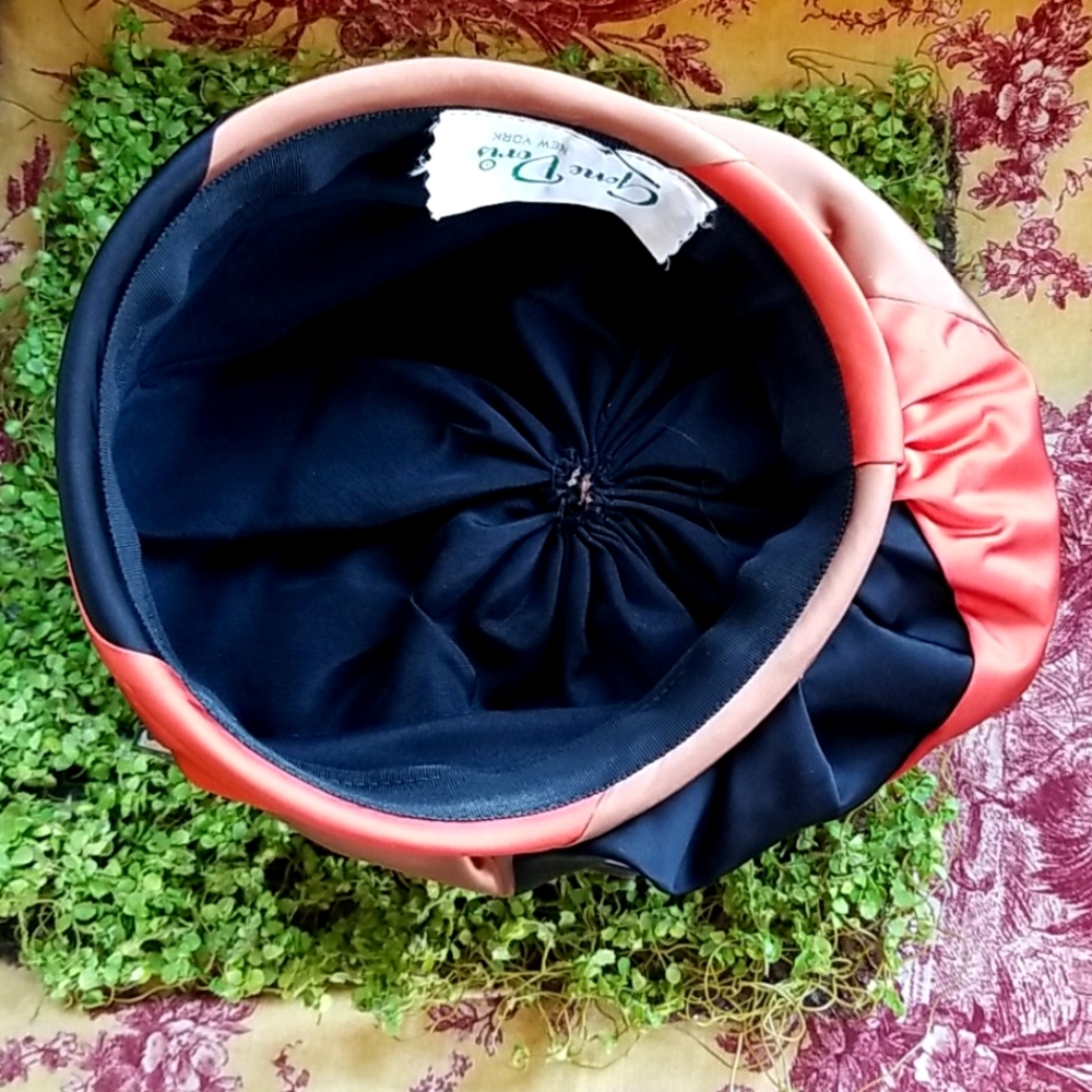 60's GENE DORIS Groovy Satin Pinwheel Organge Black Silky City Beret Artist Hat - Picture 9 of 12